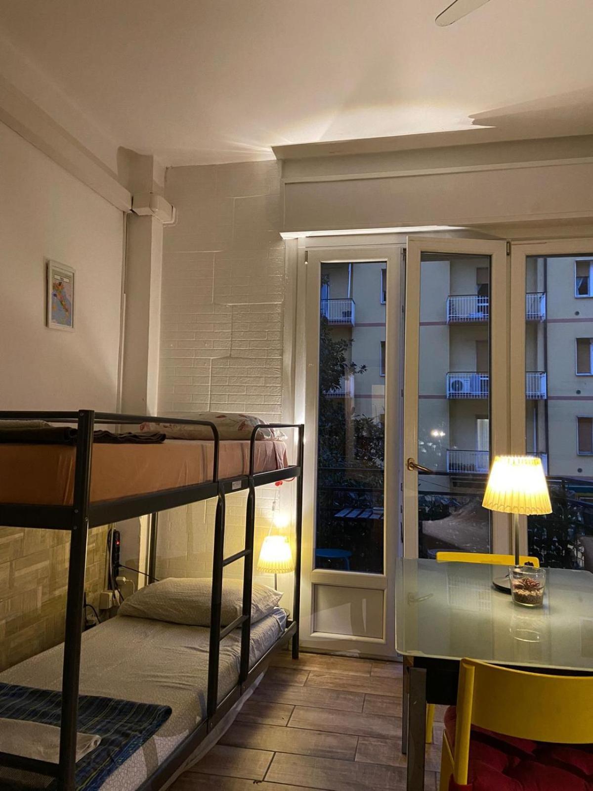 Europe Station Rooms Parma Exterior foto