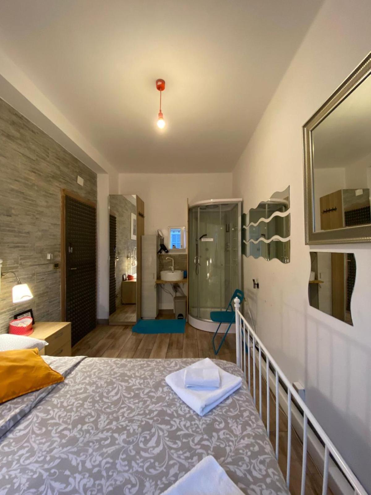 Europe Station Rooms Parma Exterior foto